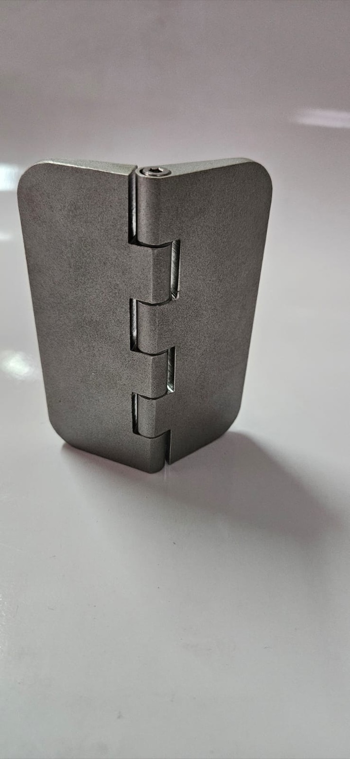 Finished hinge component